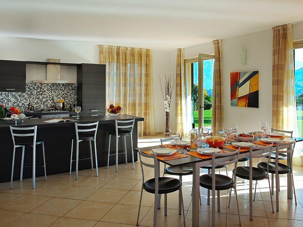 Tremezzo Residence-11 Apartments To Choose From In An Exclusive Residence By Italian Apartments Bagian luar foto